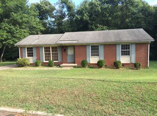 1102 Kindley St, Greensboro, NC 27406