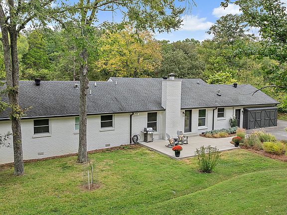 2nd image of 773 W Meade Dr