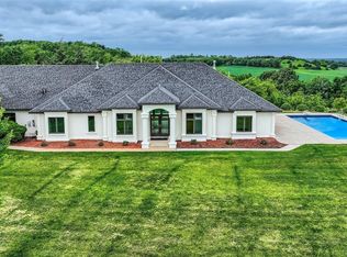 8122 287th St, Randolph, MN 55065