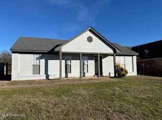 183 Orange Dr, Senatobia, MS 38668