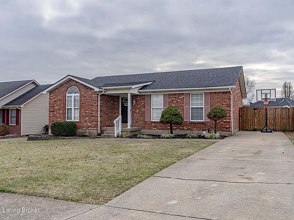 2nd image of 149 Aulbern Dr W