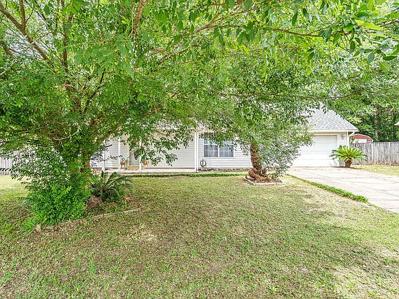 3rd image of 510 Hillview Cir