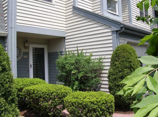 94 Crystal Brook Way UNIT E, Marlborough, MA 01752