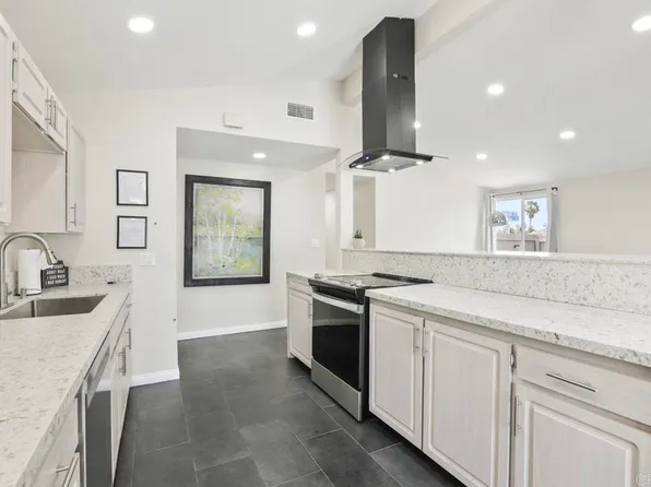 9452 Larrabee Ave, San Diego, CA 92123