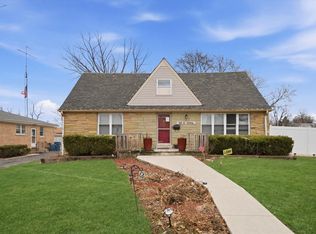 29 S Iowa Ave, Addison, IL 60101