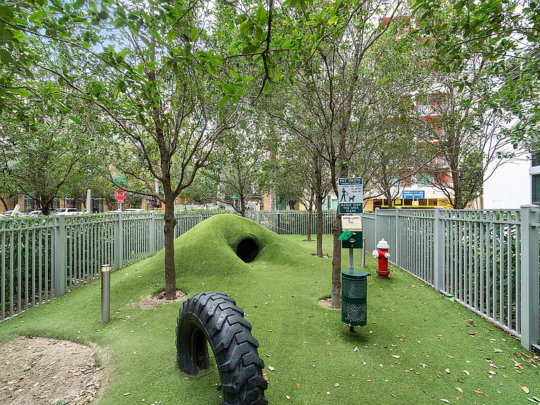 Pearl Dadeland — Photo 11