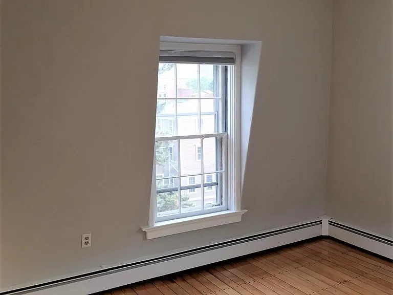 8 Cady St #3 — Photo 6