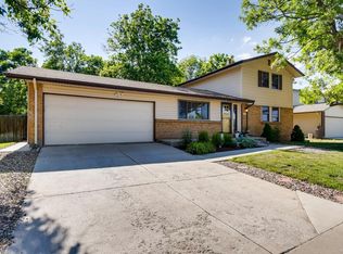 1519 S Holland Ct, Lakewood, CO 80232