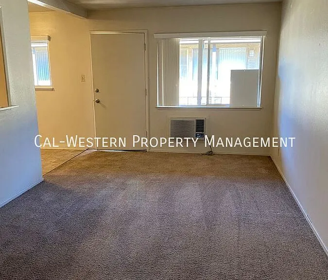 165 E Reed St #5 — Photo 2