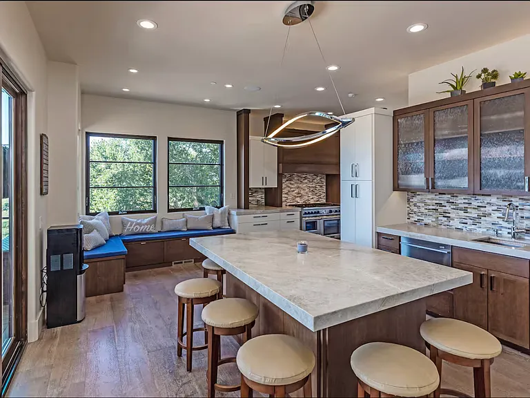 W Maple Way — Photo 20