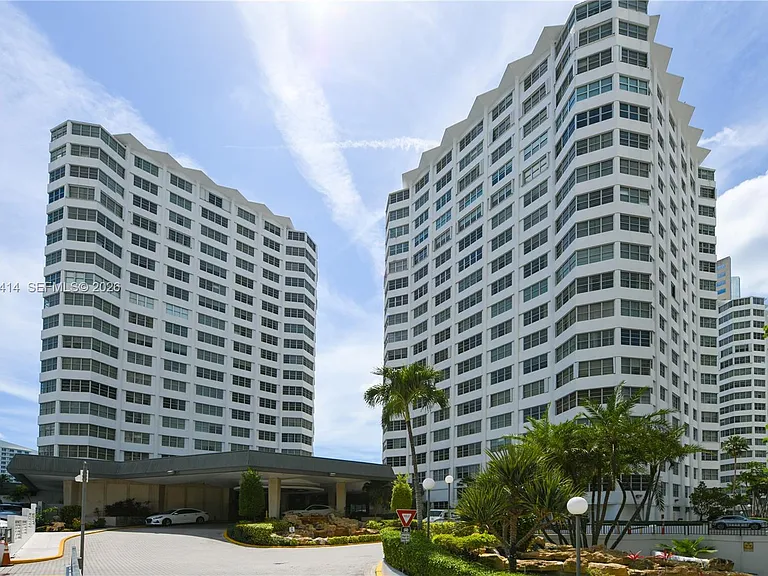 801 Brickell Bay Dr #1462 — Photo 29