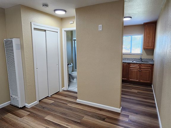 5th image of 752 Deland Ave #9
