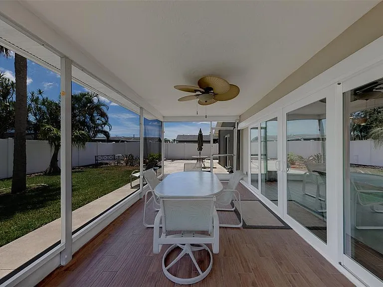 11602 Grove St — Photo 39