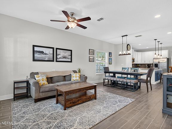4th image of 4329 SHIRLEY Avenue