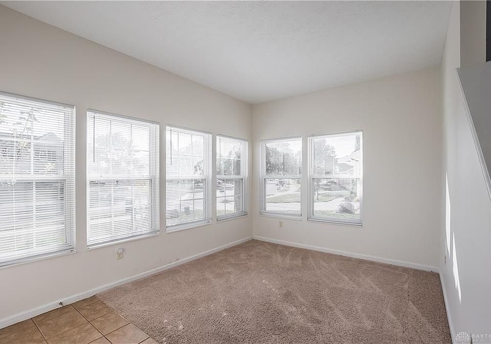1st image of 1164 Parkview Dr
