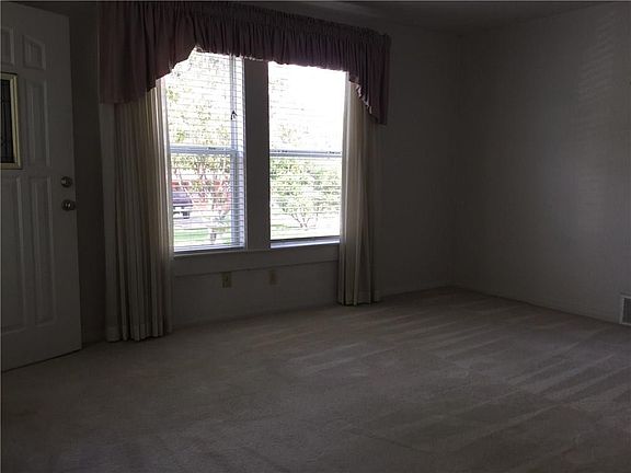5th image of 5005 Flagstone Dr