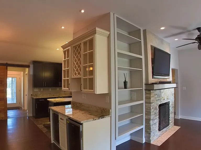 710 Yucca Ave — Photo 11