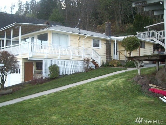 1st image of 3326 Shoreline Dr