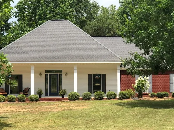 245 N Lake Dr, Valley Grande, AL 36703
