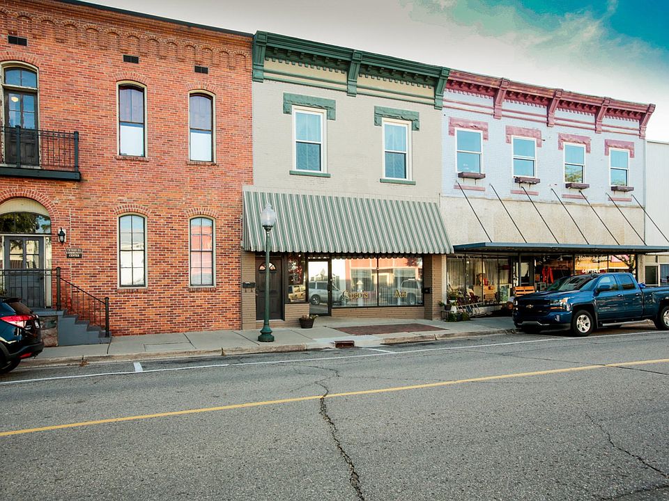 105 s main st-101