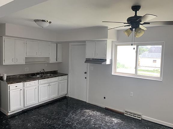 5th image of 1015 E 21st Ave