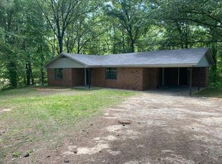 2065 Beaver Lake Rd, Fulton, MS 38843