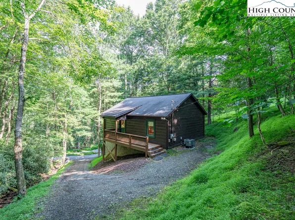 828 Tarleton Circle, Boone, NC 28607