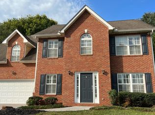 10853 Parkgate Ln, Knoxville, TN 37934