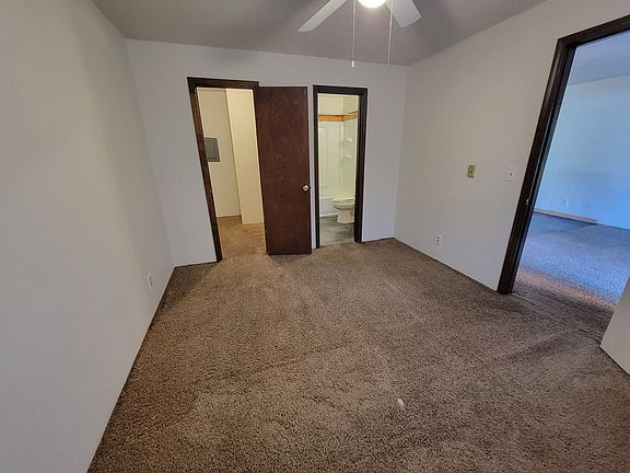 4th image of 1304 W McCarty St #106