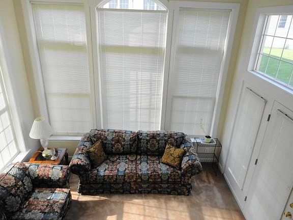 5th image of 3846 Highland Oaks Dr