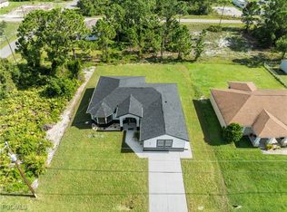 2616 26th St SW, Lehigh Acres, FL 33976