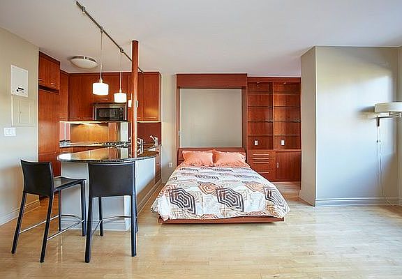 5th image of 2000 Broadway APT 7C