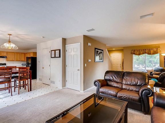 4th image of 4147 W Kenyon Ave