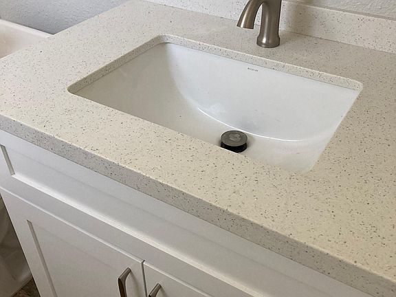 3rd image of 7933 Landon Pl