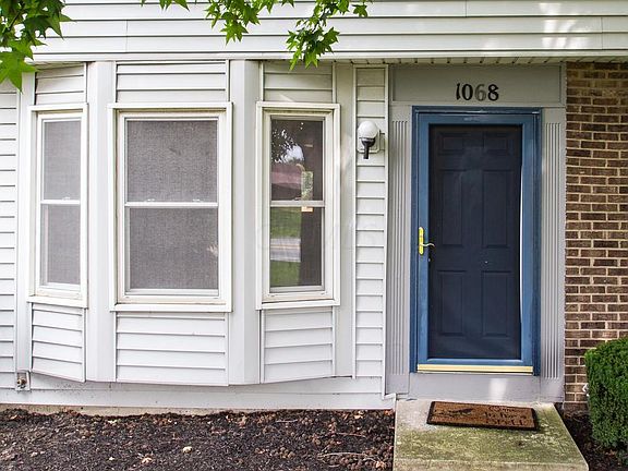 2nd image of 1068 Worthington Woods Blvd