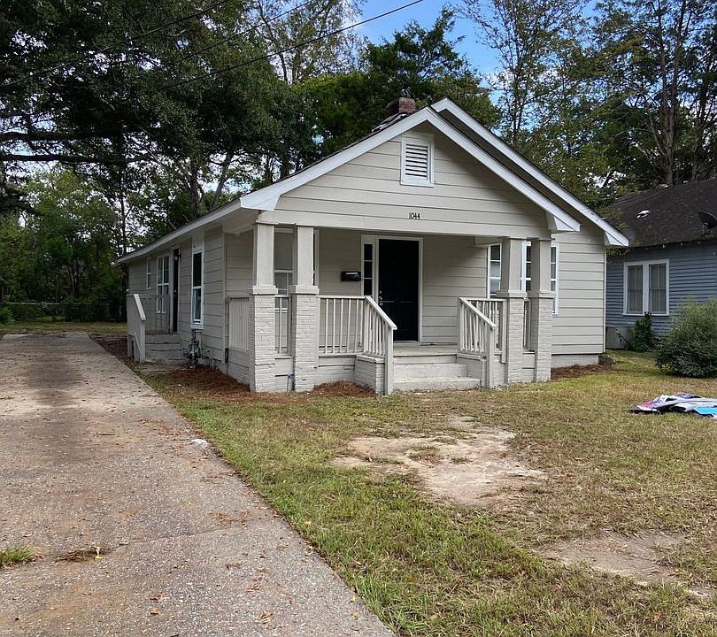 1st image of 1044 Ada Ave