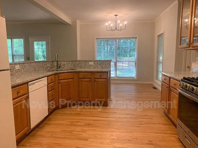 7439 Mason Falls Dr — Photo 8