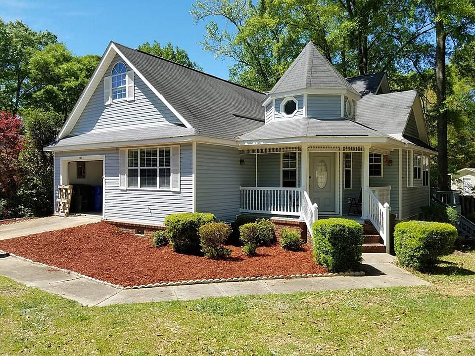 1st image of 102 Woodcreek Dr