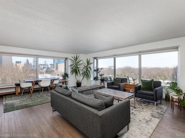 1300 E Lafayette St #412, Detroit, MI 48207