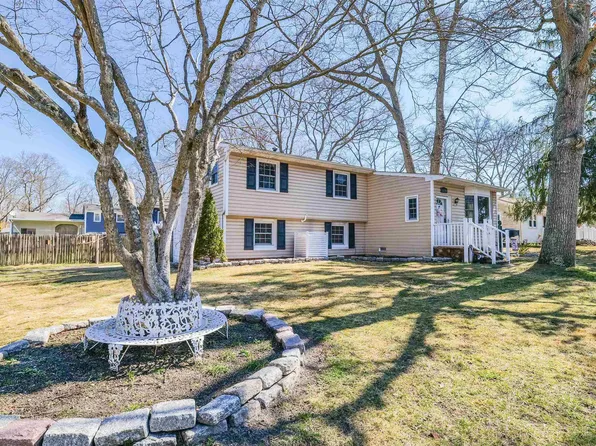 1110 Breakers Ave, Absecon, NJ 08201