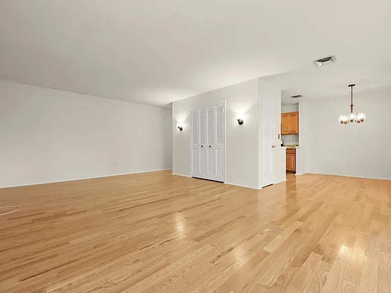 Living room space without furniture