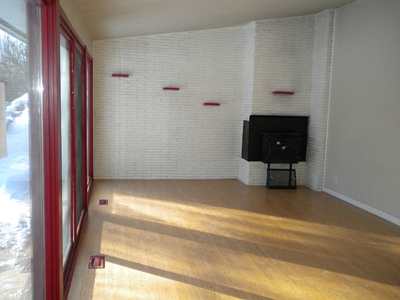 Living room Fireplace 