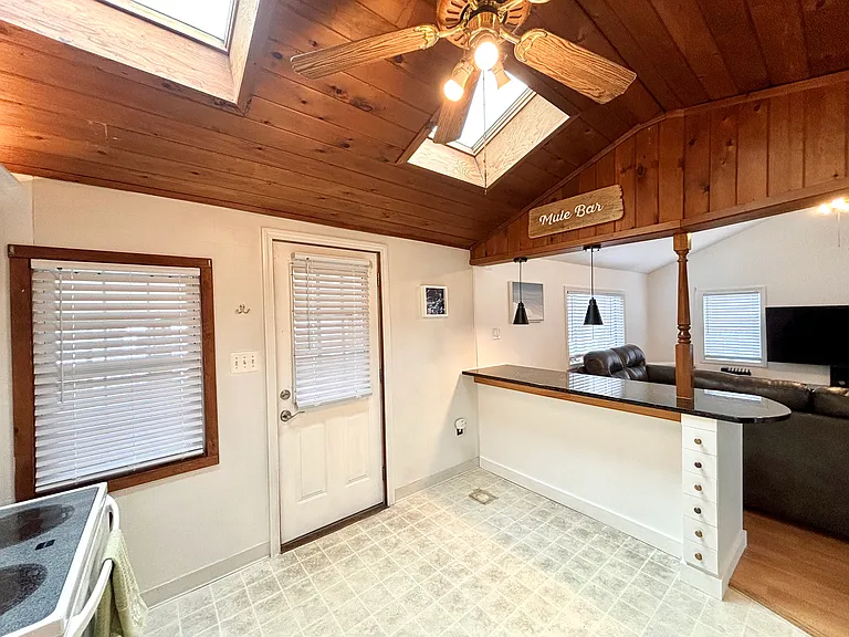 15 Lucille St #1 — Photo 7