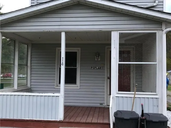 14 Poplar St, Dillonvale, OH 43917