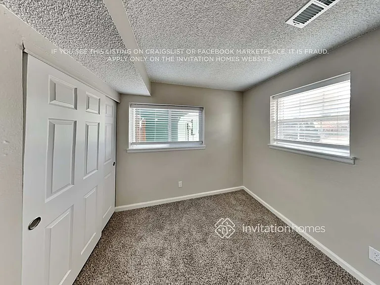 5829 S Perth Pl — Photo 13