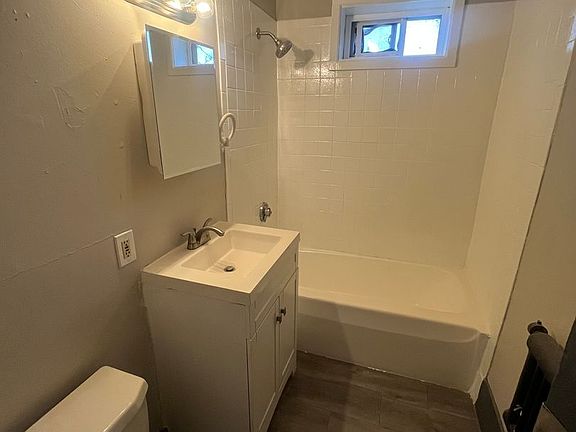 4th image of 205 Belmont Avenue Marengo Park #10-3R