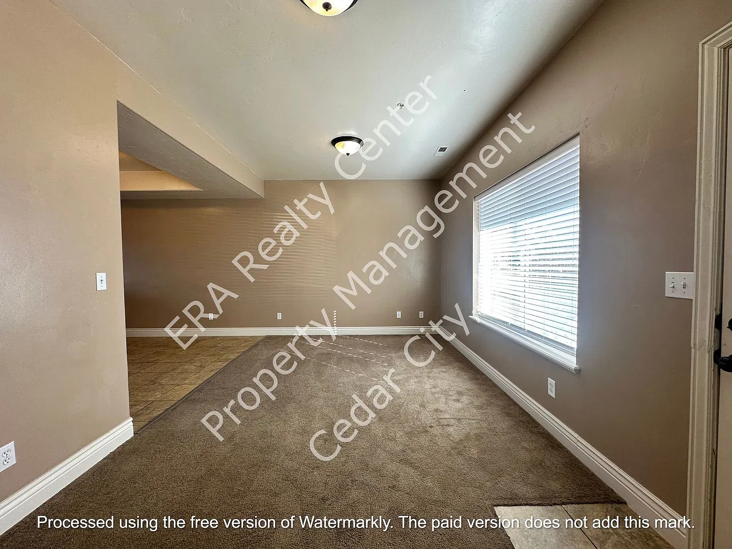 3 bedroom, 2 bath Condo — Photo 4