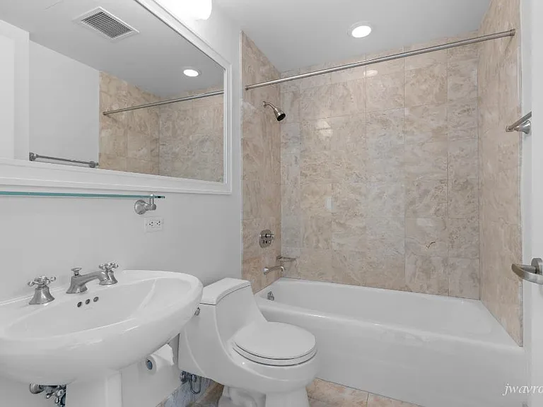 765 Market St #33H — Photo 8