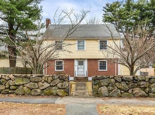 535 Randolph Ave, Milton, MA 02186