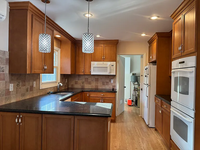40 Seabrook Ln — Photo 7